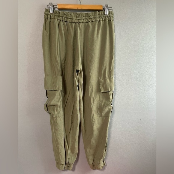 Zara modal pull on cargo joggers in olive green. Size X- Small - Picture 2 of 8